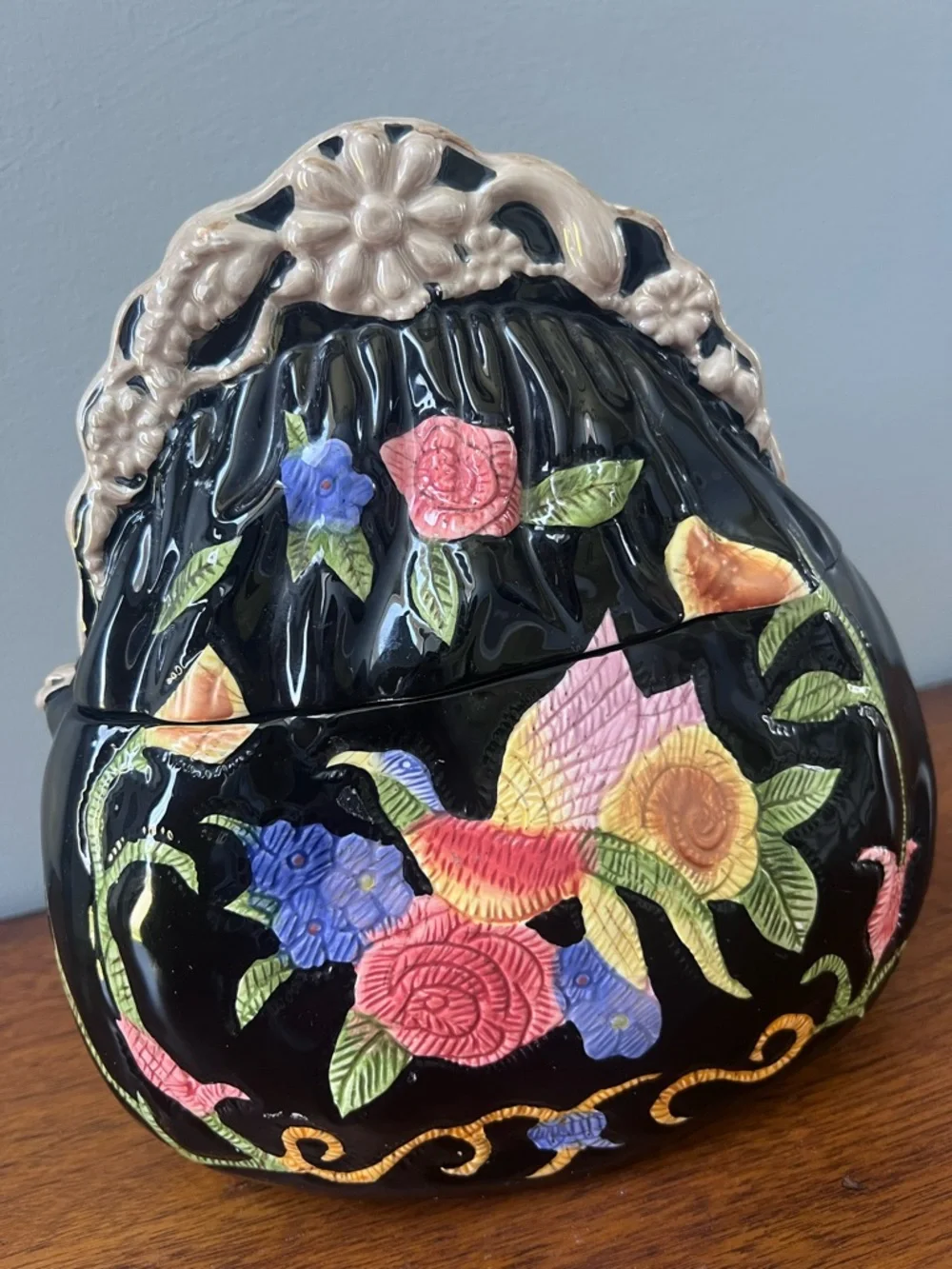 International Art China vintage cookie jar